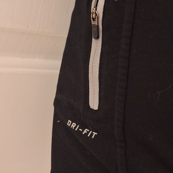 Nike dry fit tee shirt M - Picture 3 of 6